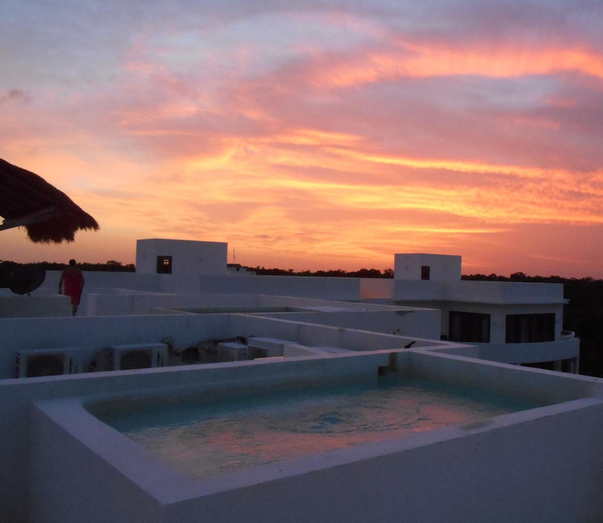 Mak Nuk Village - Clothing Optional Tulum Bilik gambar